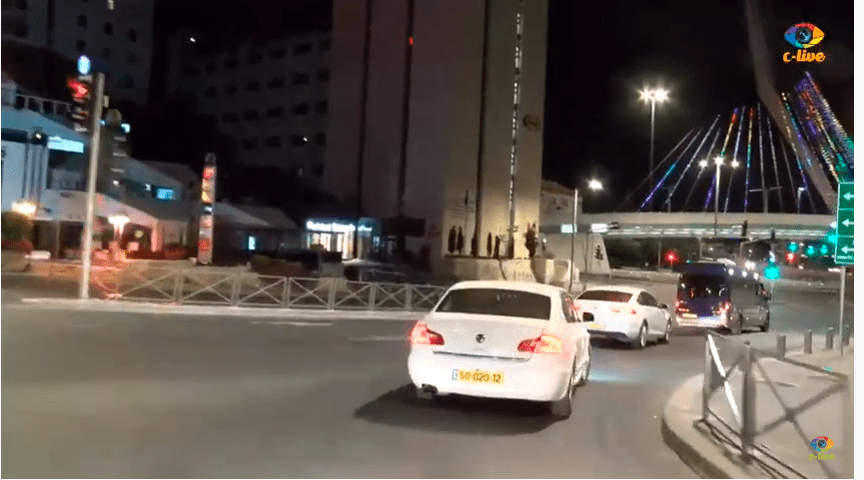 ליד גשר המיתרים.PNG