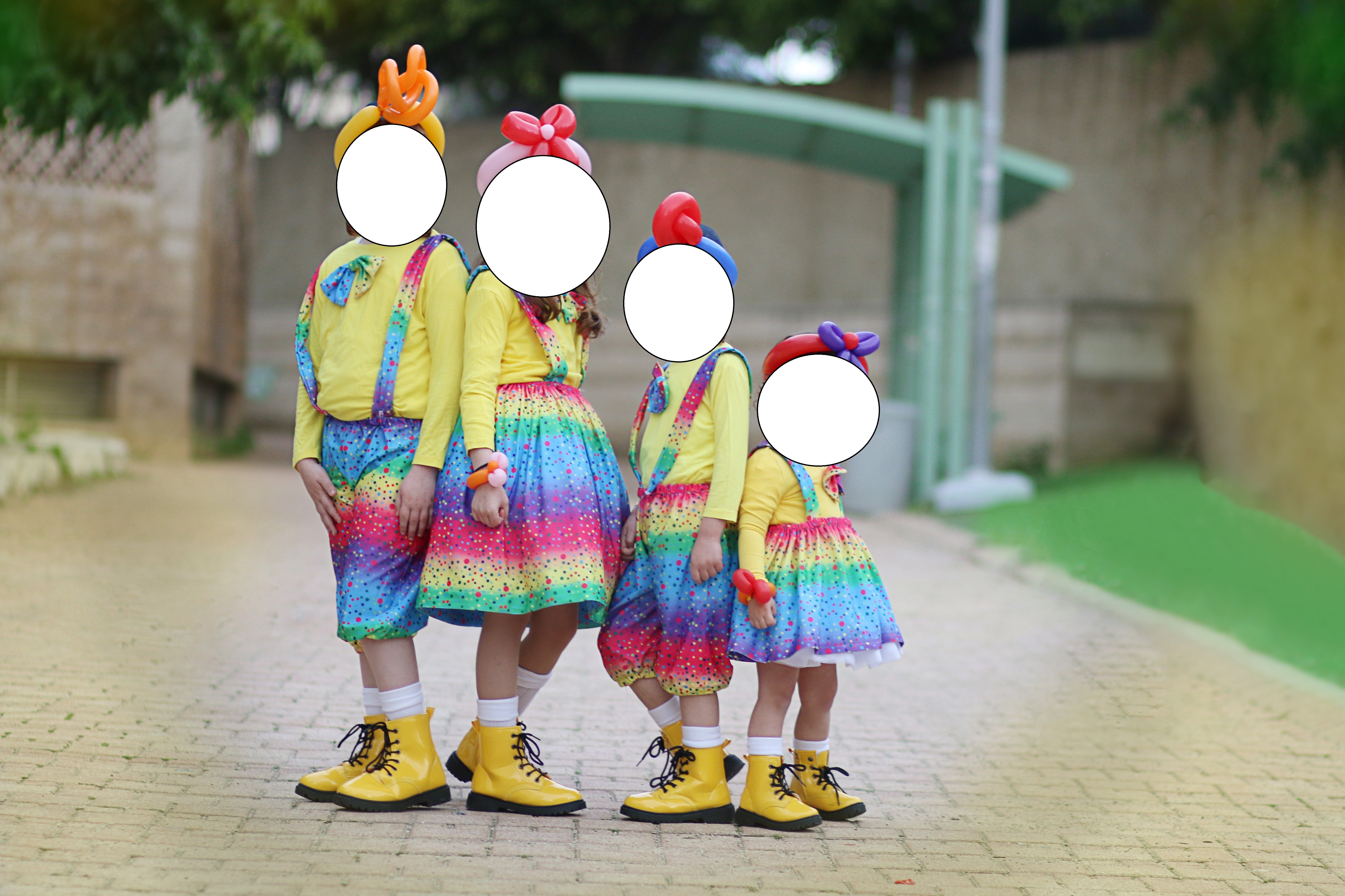 ליצנים פרוג.jpg