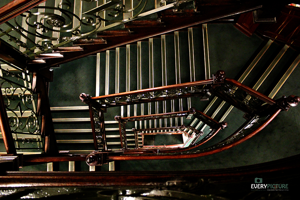 מדרגות.jpg