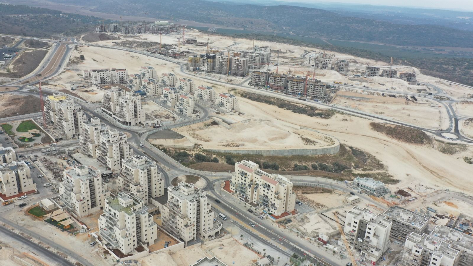 מהאויר חדש.jpg