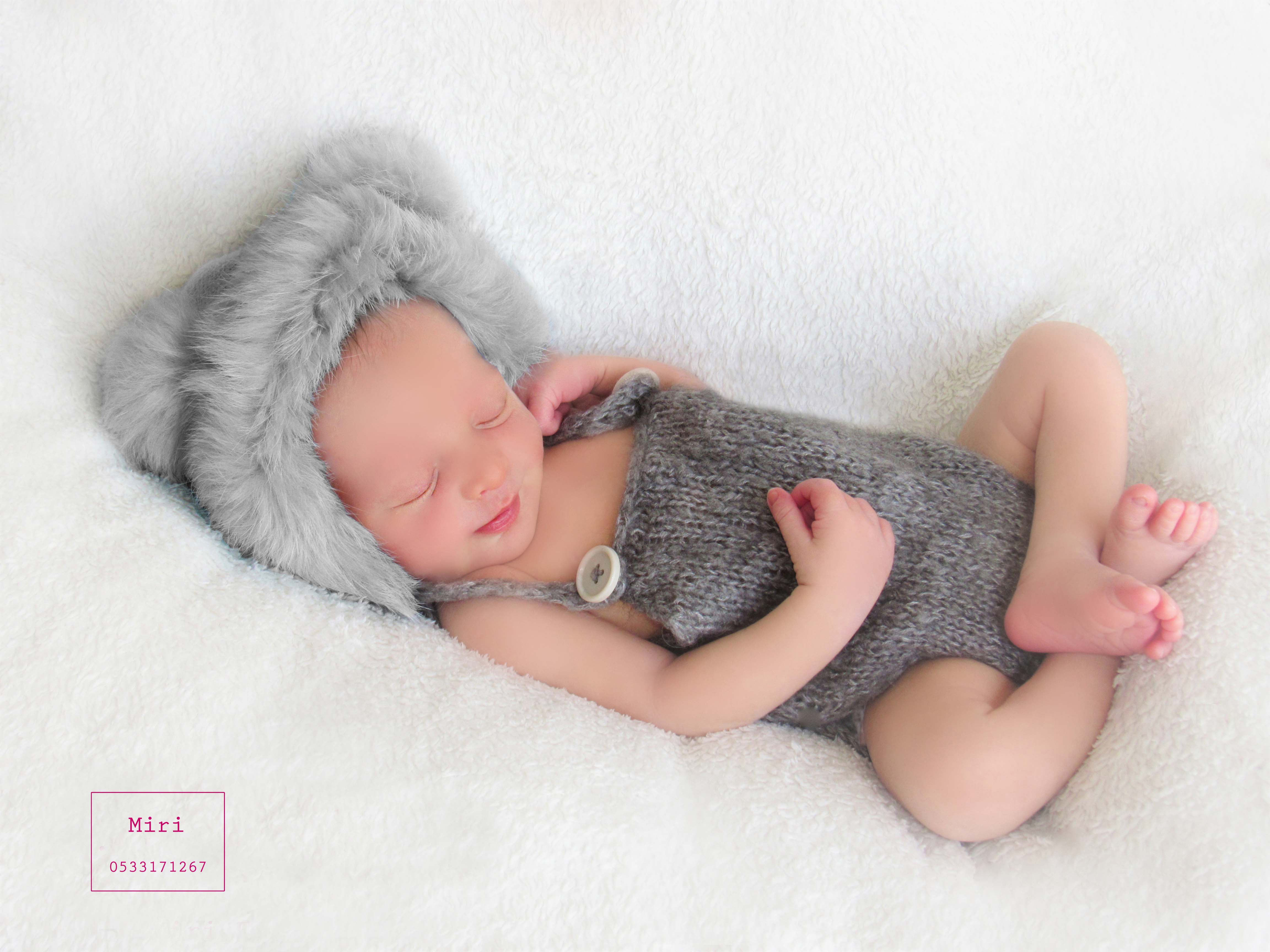 מואר אפור.jpg