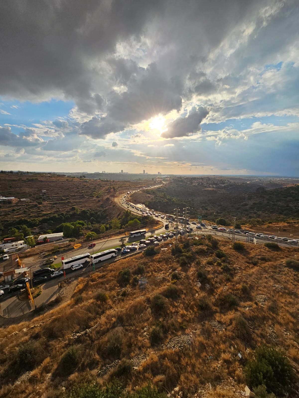 מודיעין עילית עכשיו.jpg