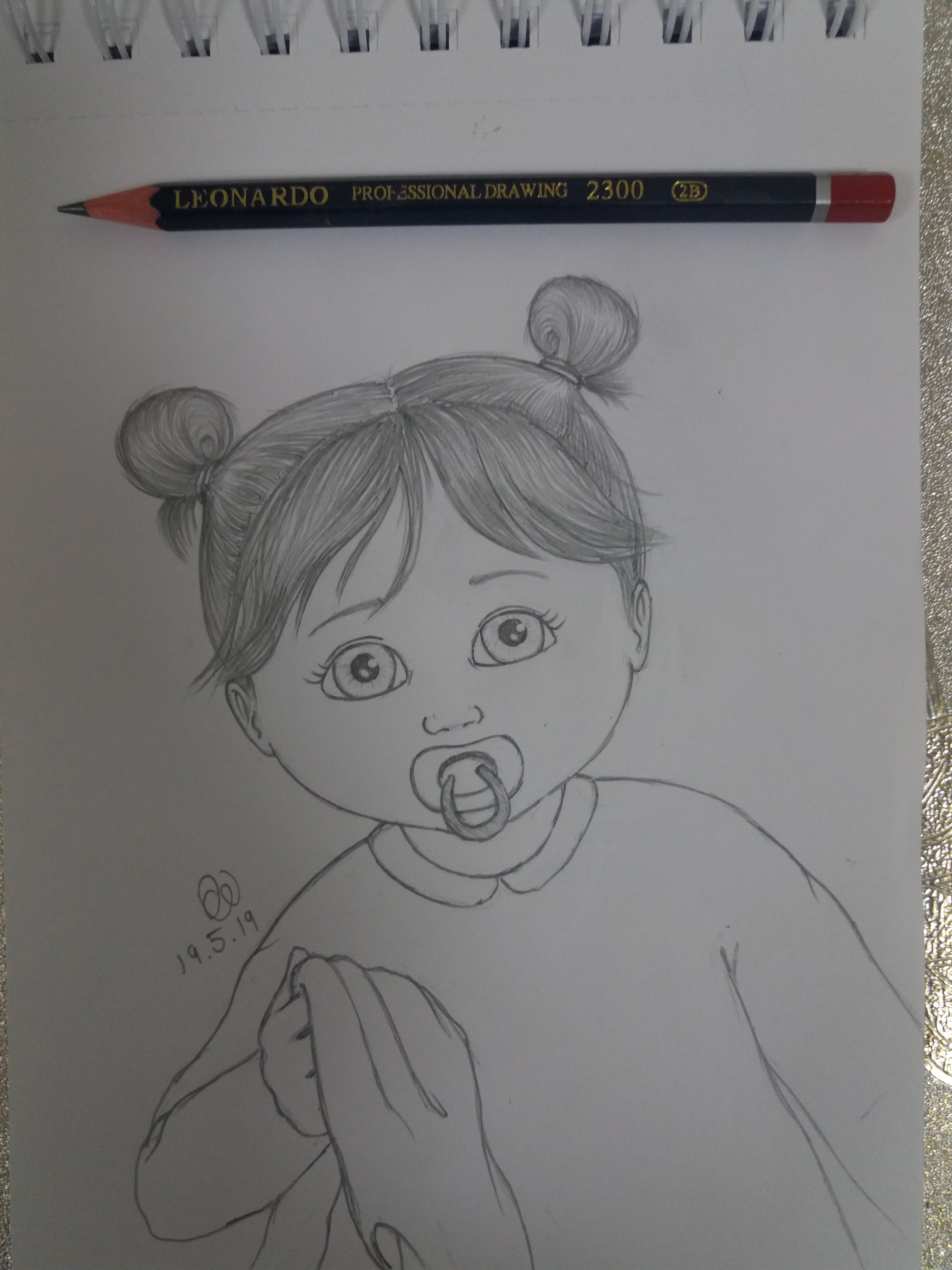 מוצץ וחיתול.jpg