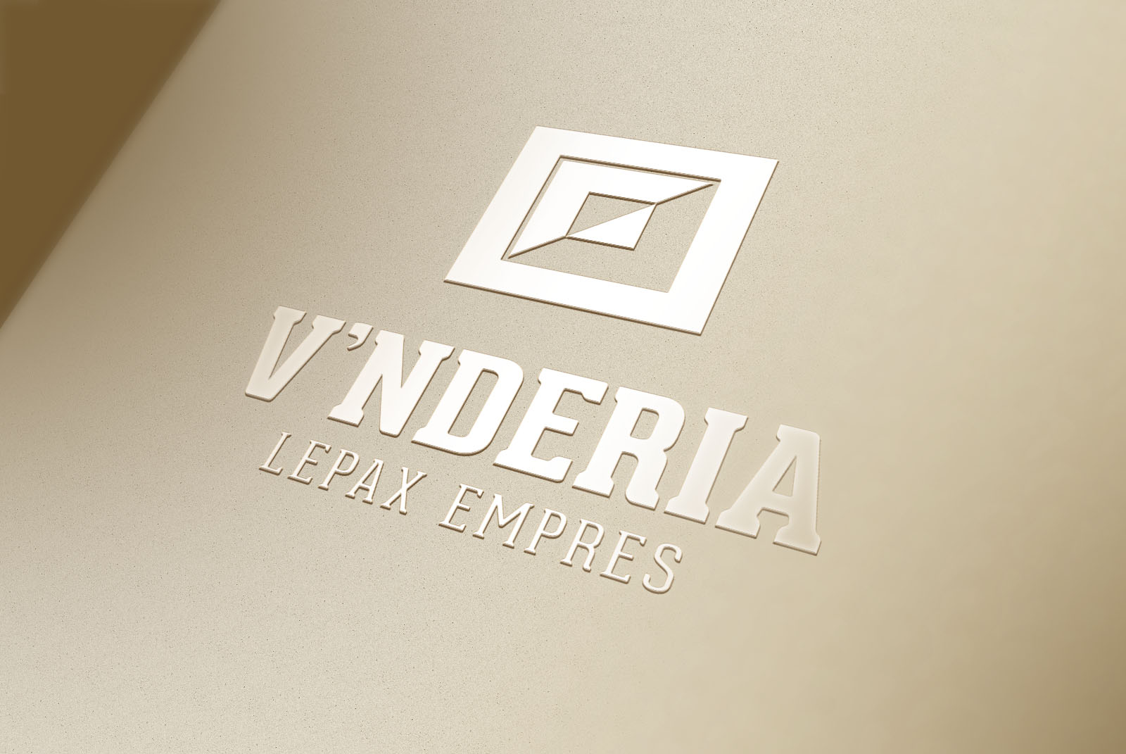 מוקאפ לוגו קרם מבריק בולט על קרם מחוספס.jpg