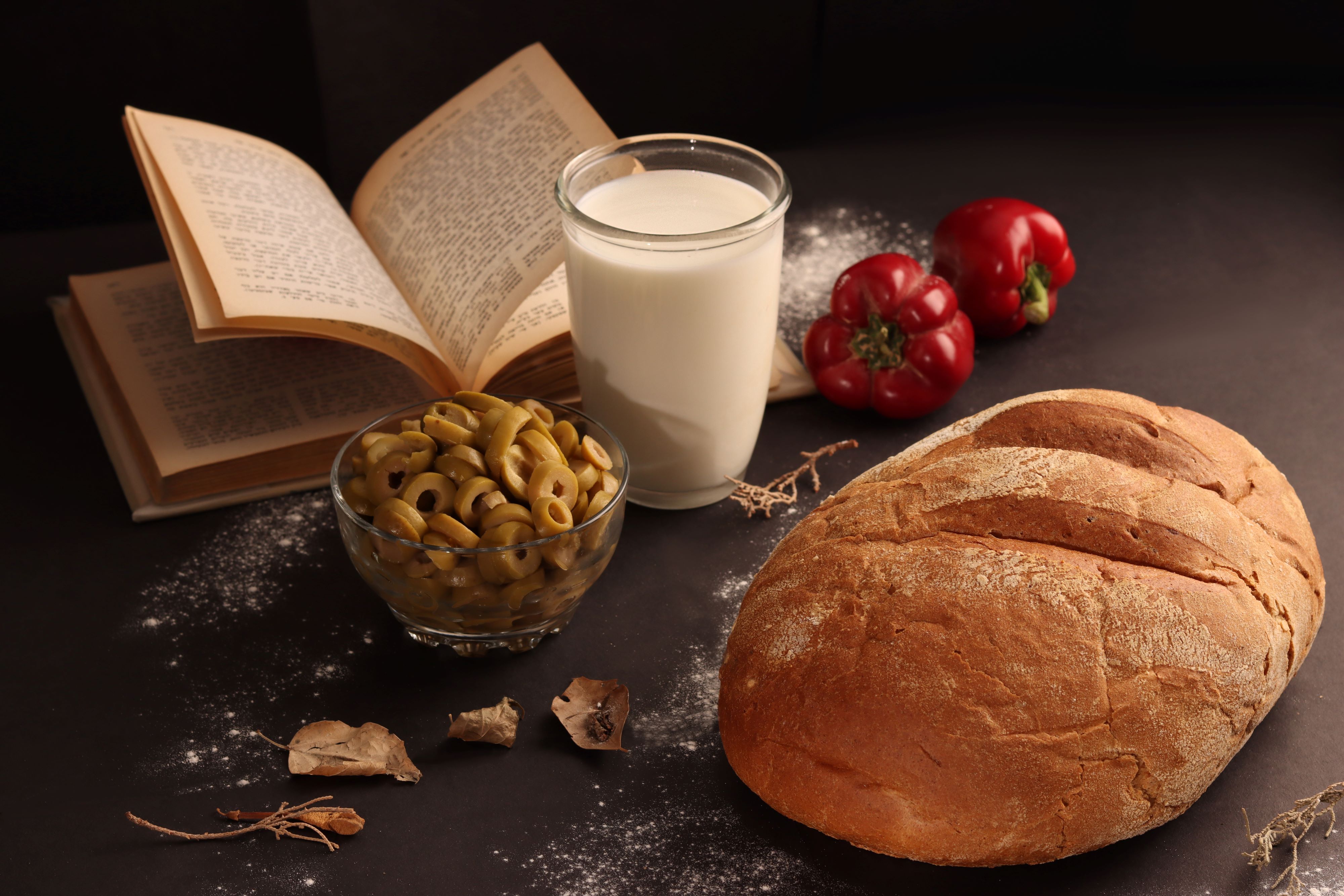 מוקטן אוכל.jpg