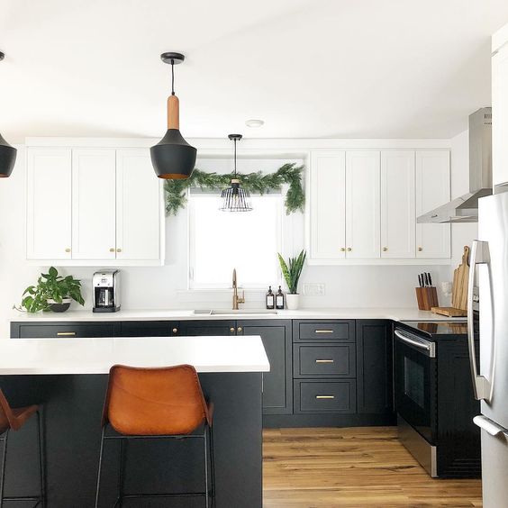 מטבח שחור לבן2.jpg