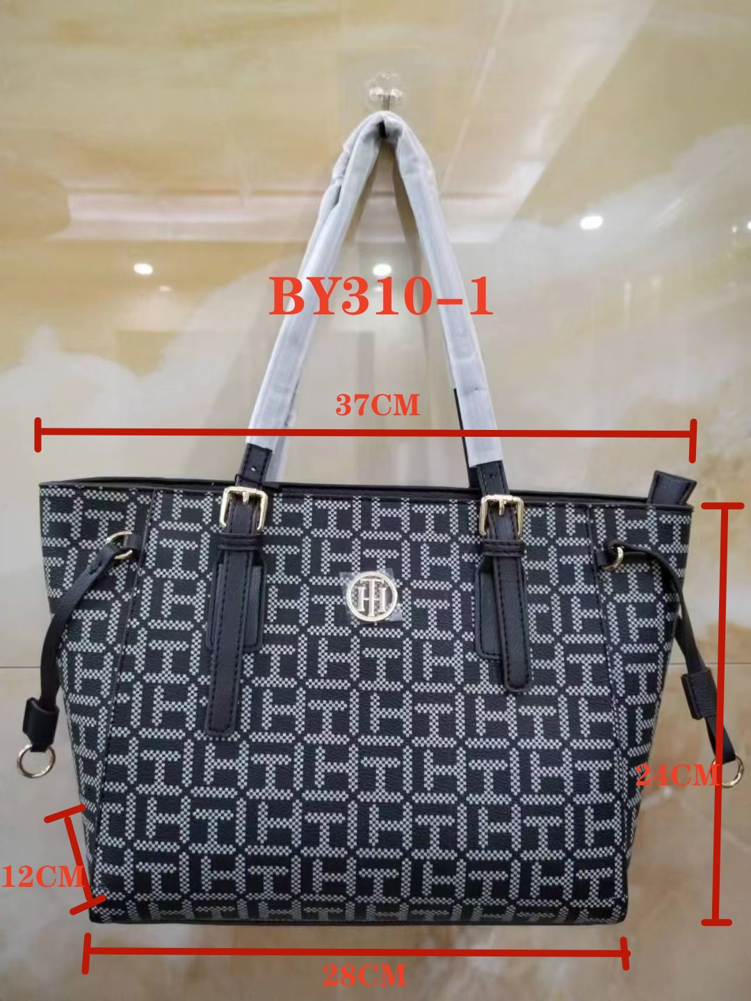 מידות התיק.jpg