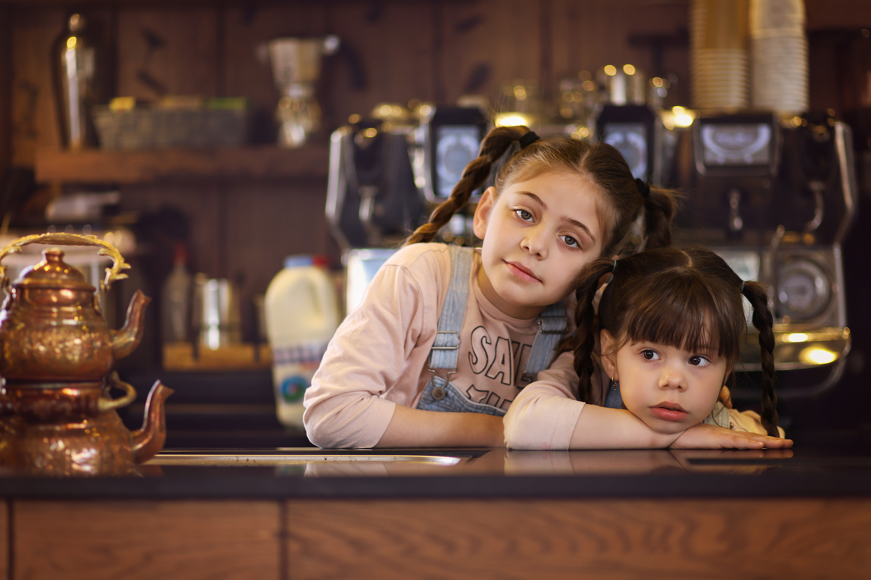 מיכל ואדל חושבותמוקטן.jpg