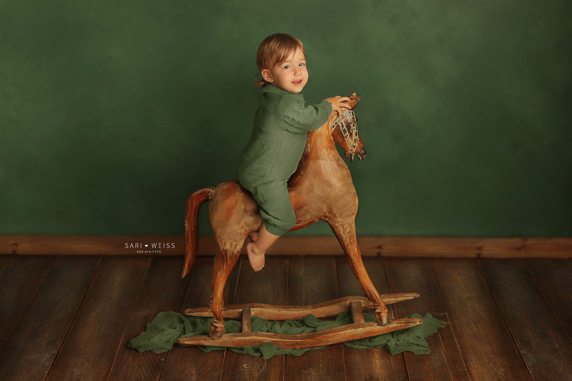 מפעל הפורמטים237A0239 copy מוק.jpg