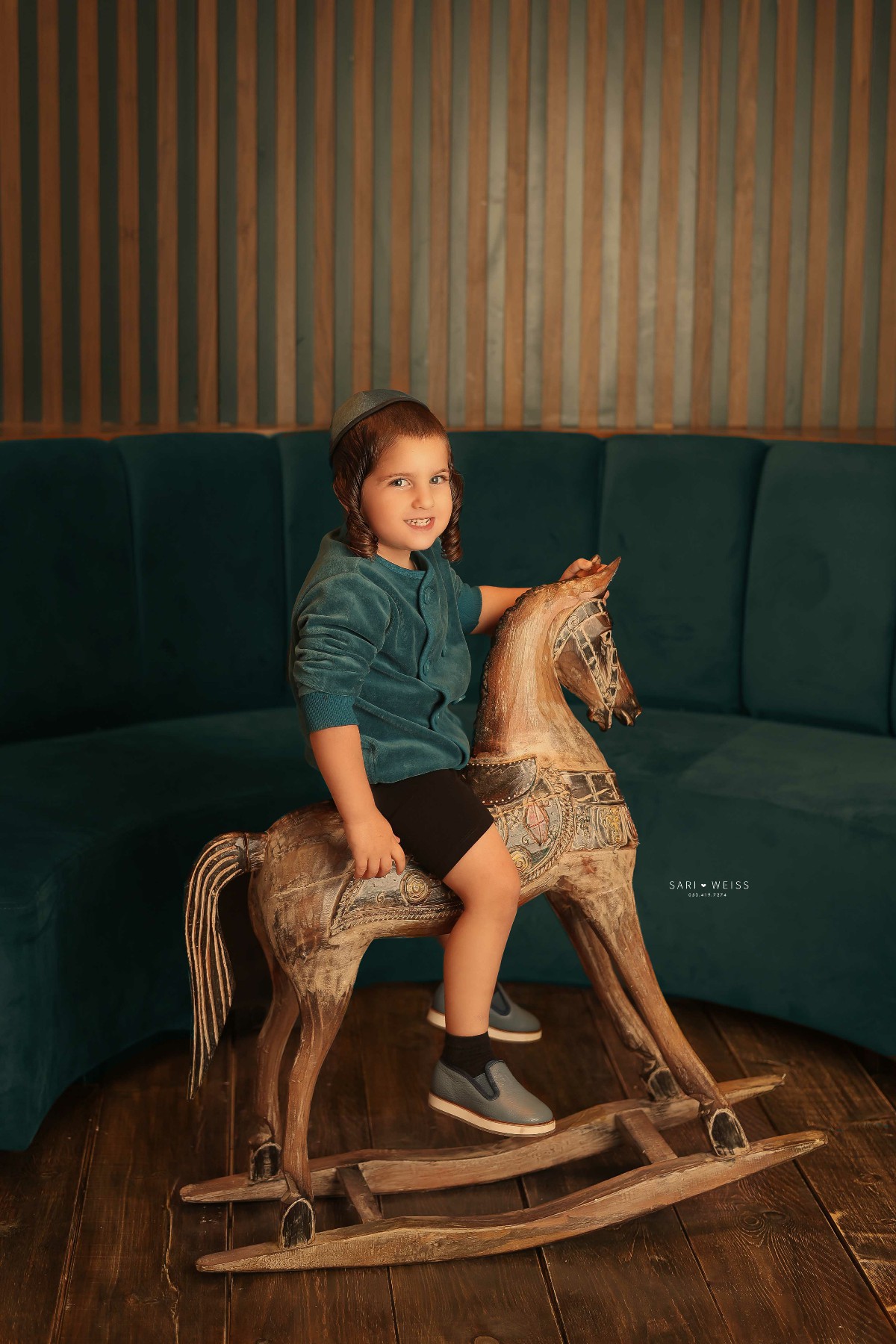 מפעל הפורמטים237A1076 copy 2 מוק.jpg