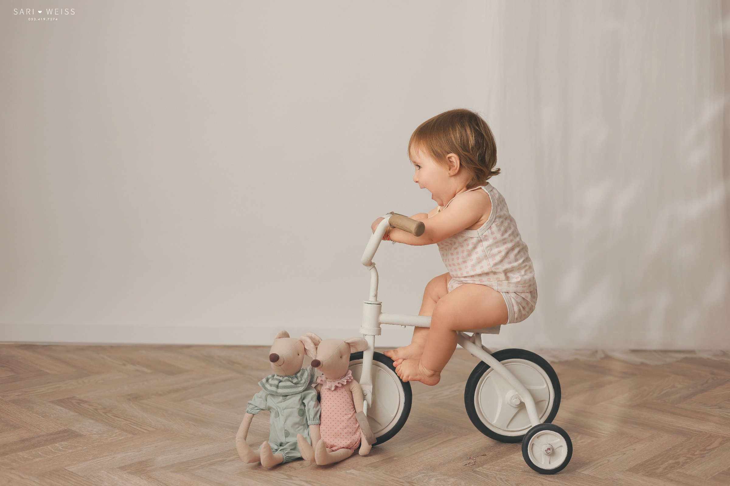 מפעל הפורמטים237A2375 copy 2 מוק.jpg