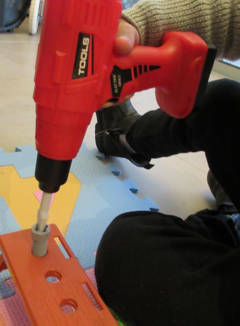 מקדחה ילדים.JPG