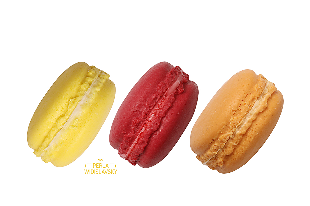 מקרונים אדום צהוב כתום.jpg