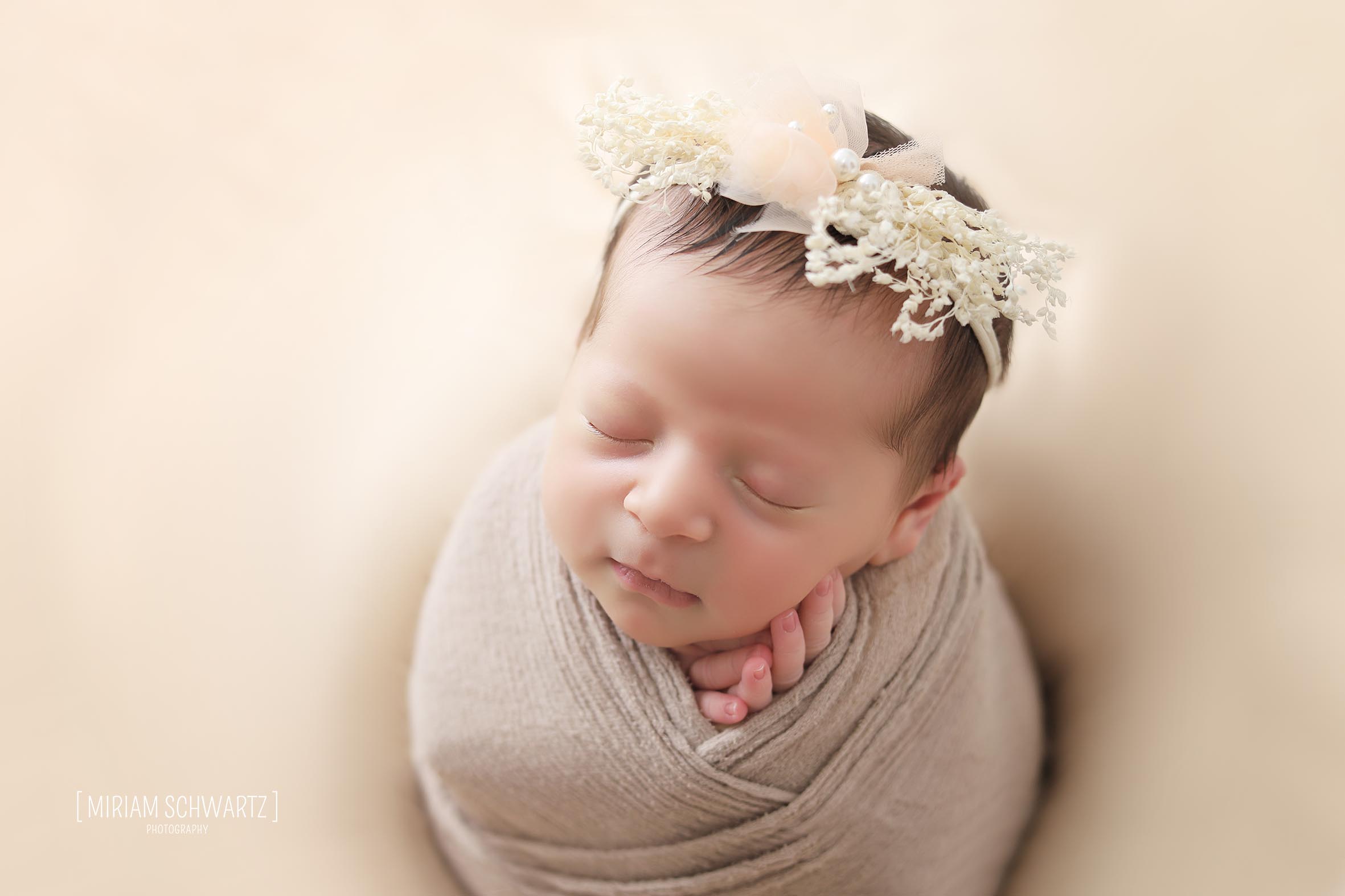 מרים שוורץ 0533170218 (2) copy.jpg