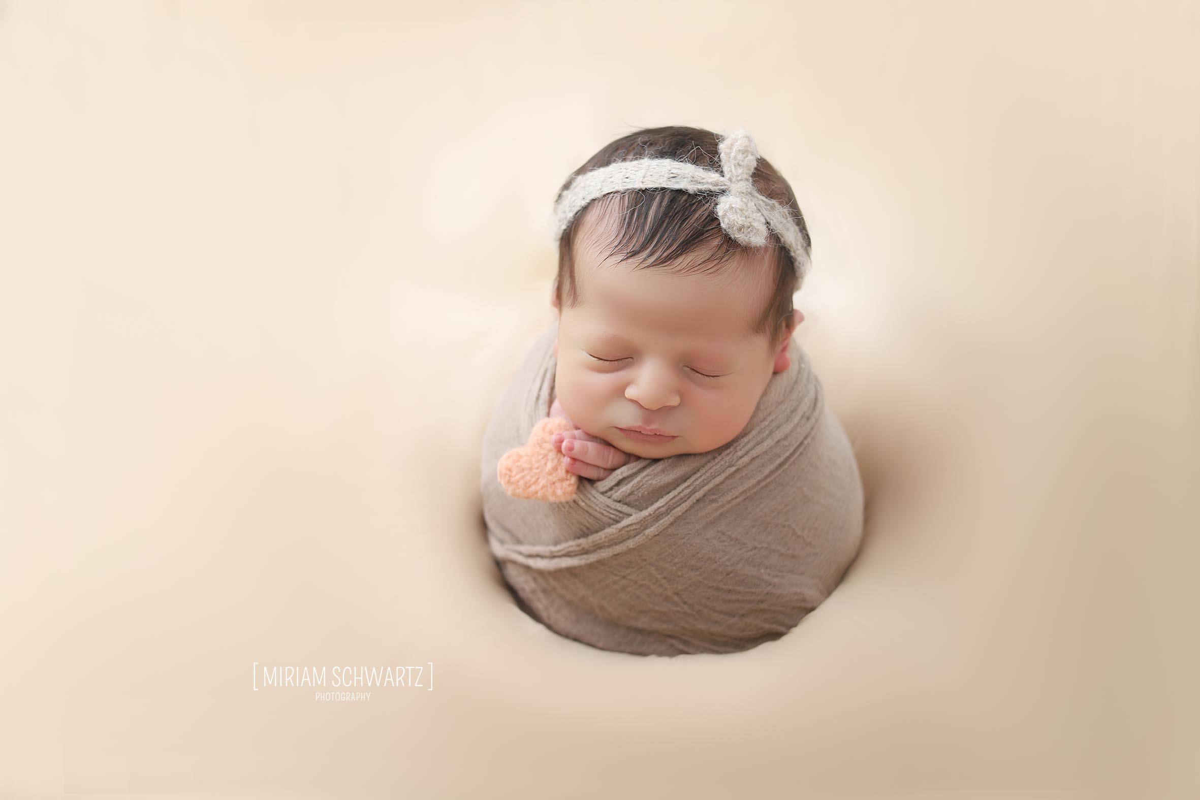 מרים שוורץ 0533170218 (3) copy.jpg