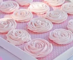 מרנג שושנה.jpg