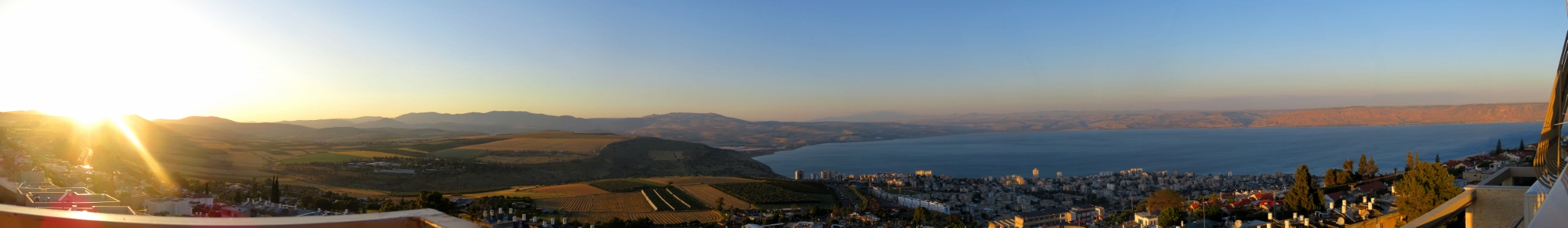 נוף פנורמי ממרפסת 1 (2000x291).jpg