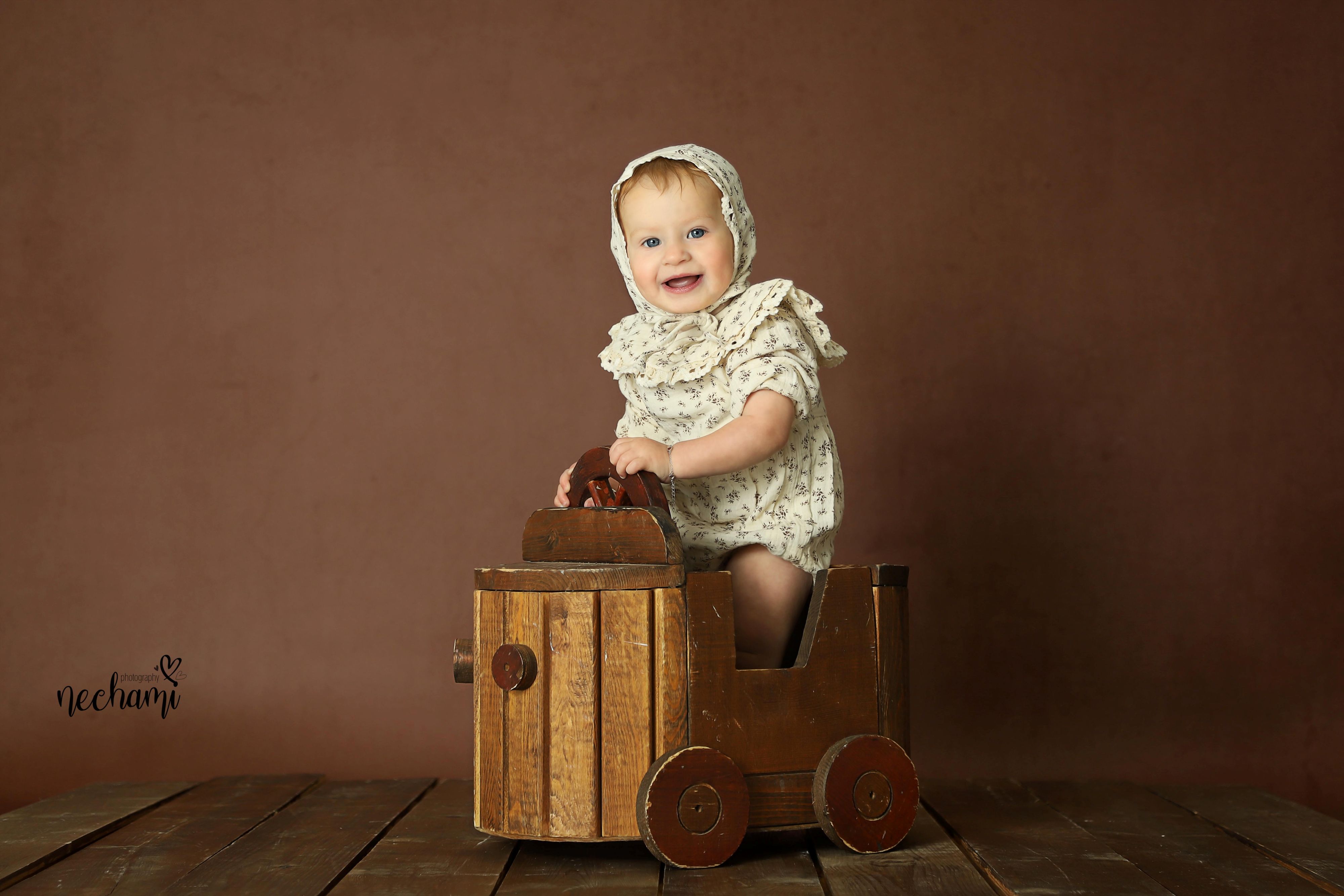 נחמי למברגר 0548525361 (2).jpg