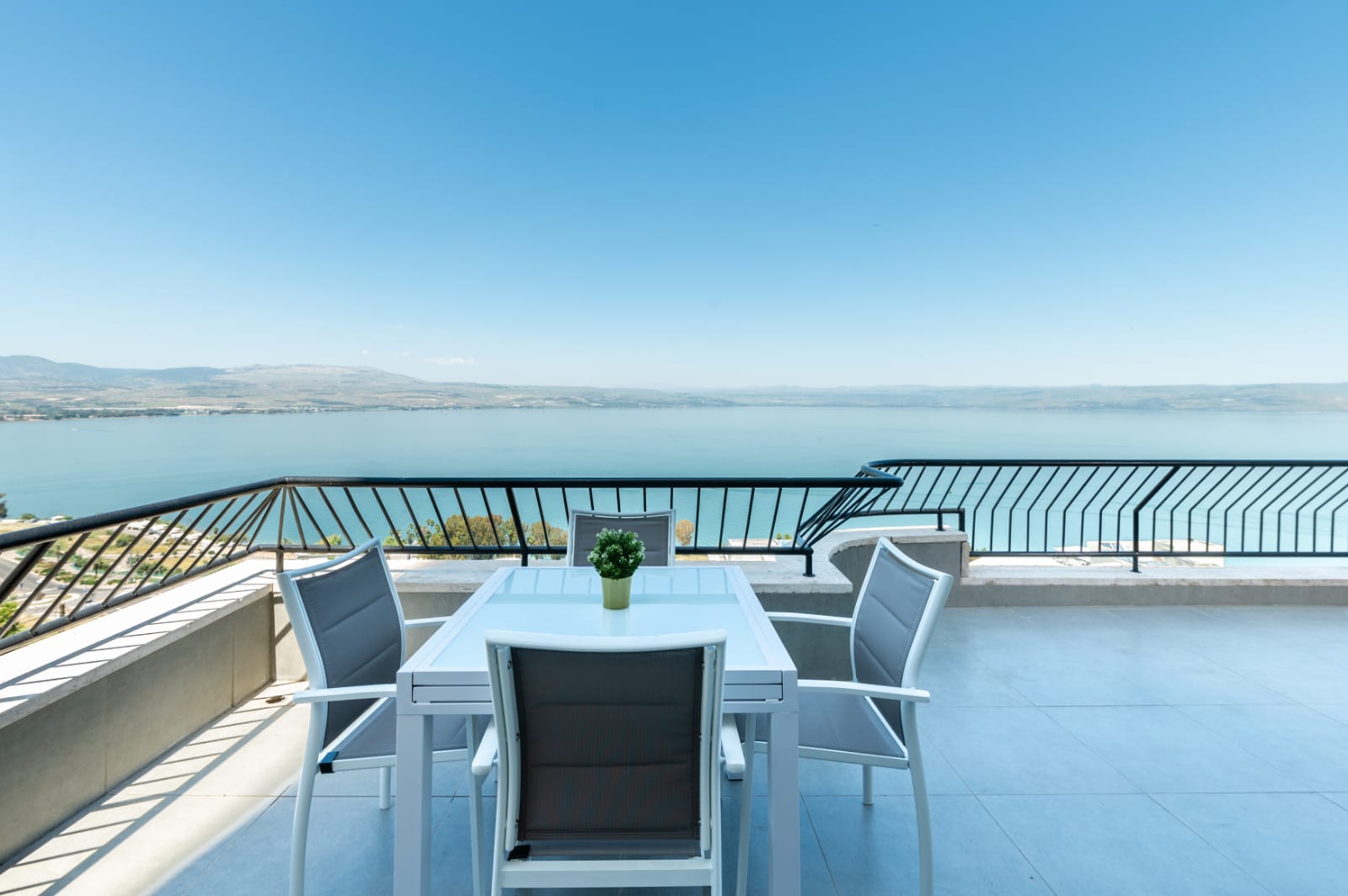 נחמני קו ראשון לכנרת (2).jpeg