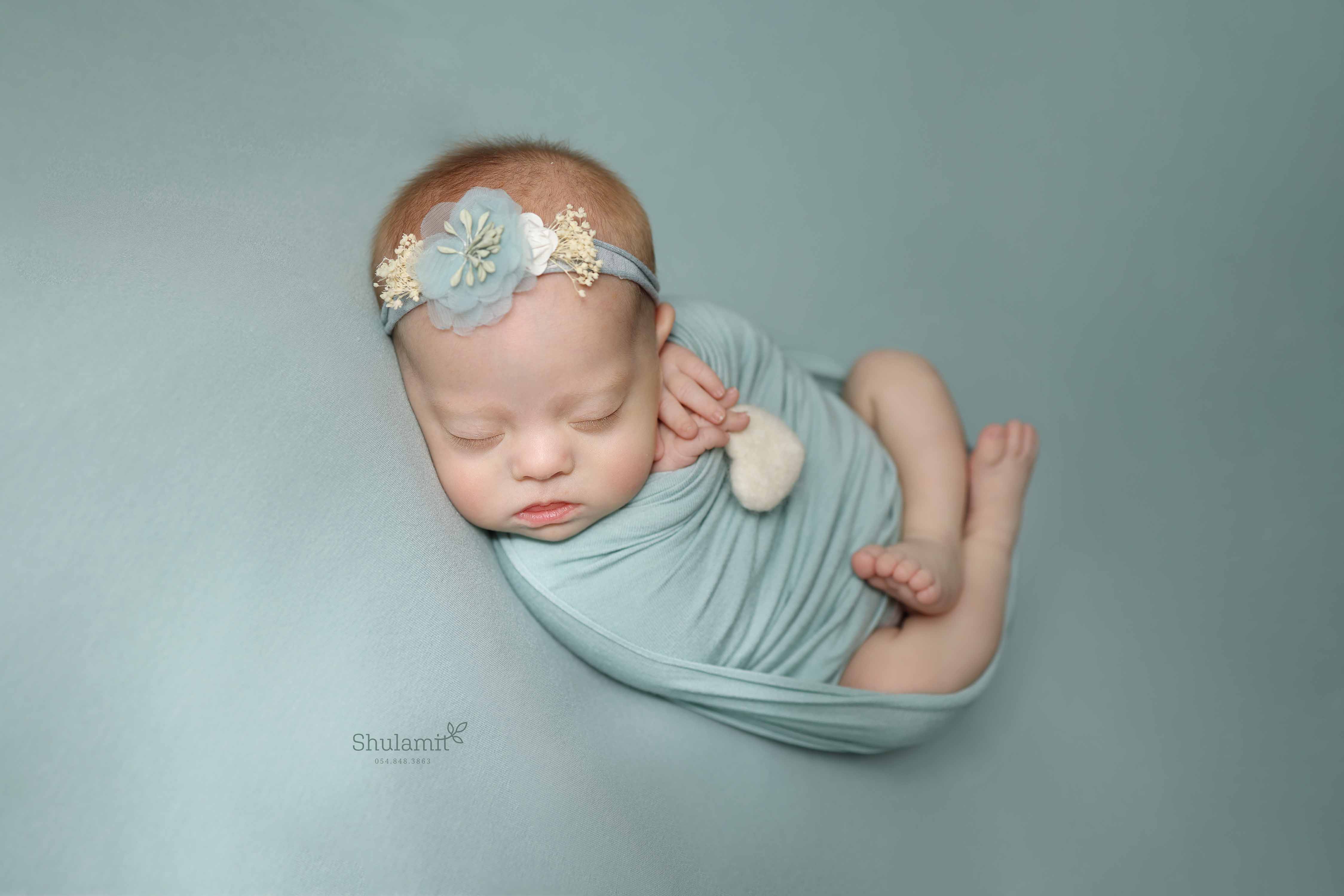 ניובורן יהודית באיכות לצפיה 0548483863 (1).jpg