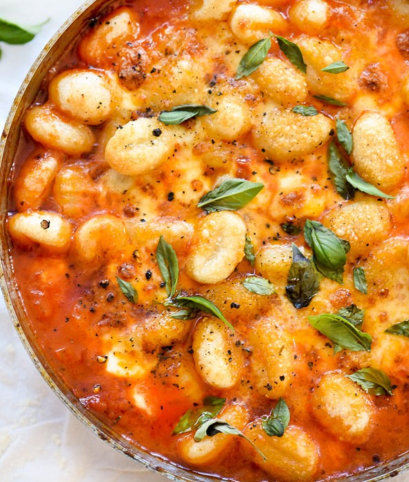 ניוקי ברוטב עגבניות.jpg