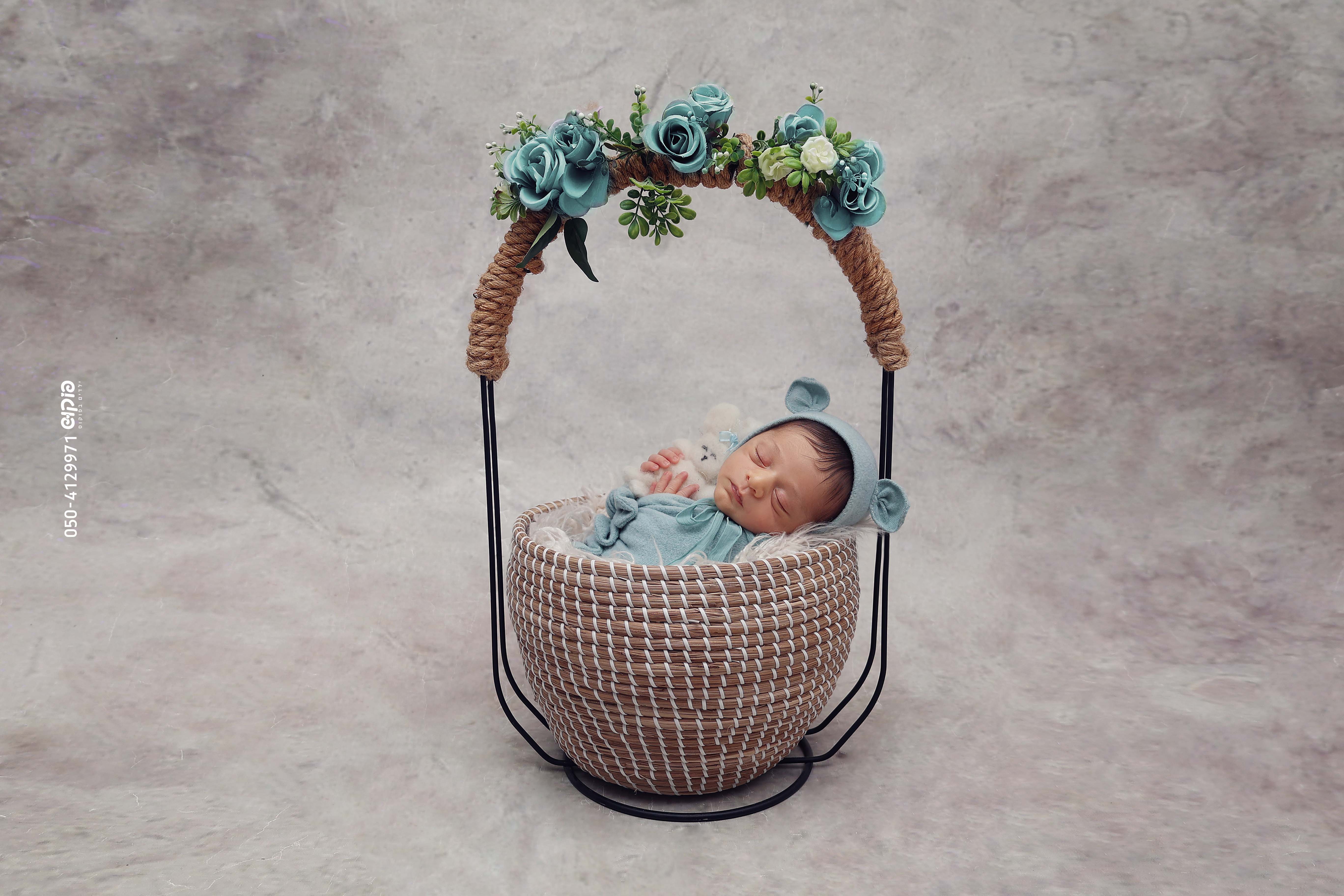 ניו בורן פוקוש ילדים בפוקוס 0504129971 שושי חלאקה חוץ סטודיו גיל שנה בת מצווה6.jpg