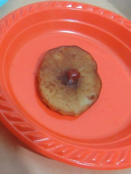 סופגניה מתפוח אדמה וקטשופ.JPG