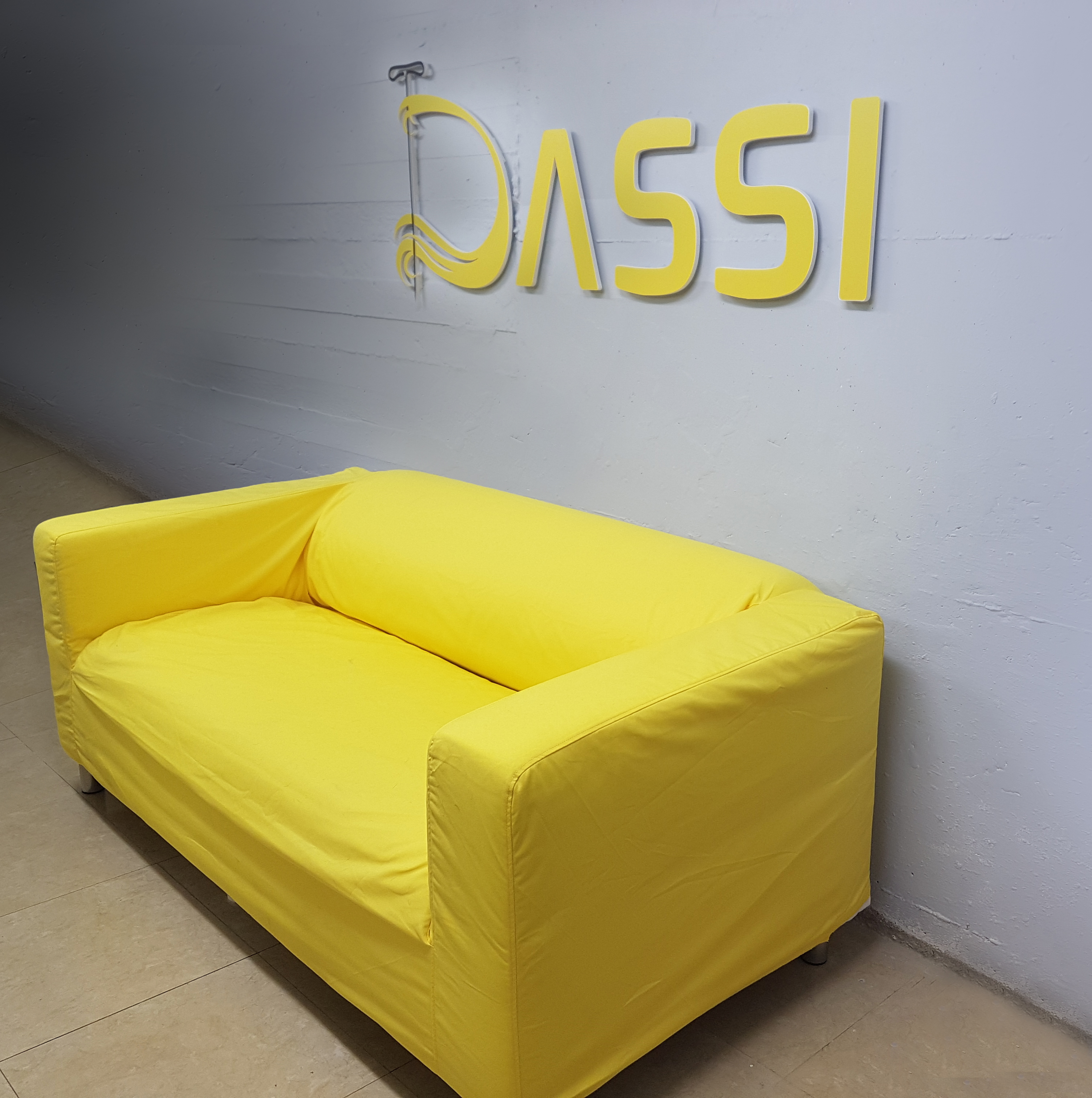 סלון - תמונה.jpg