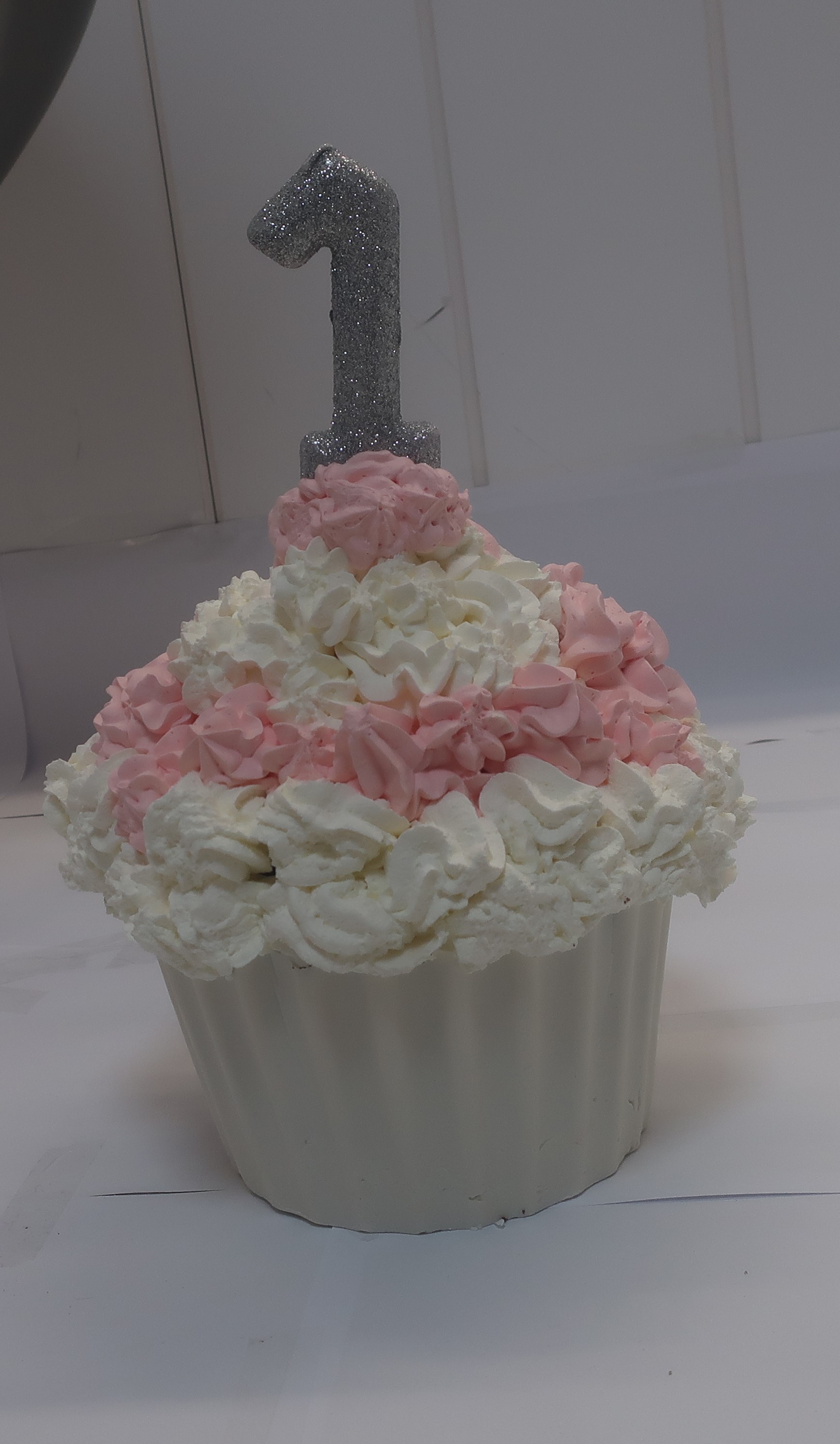 סמאש קייק דקה ראשונה.JPG