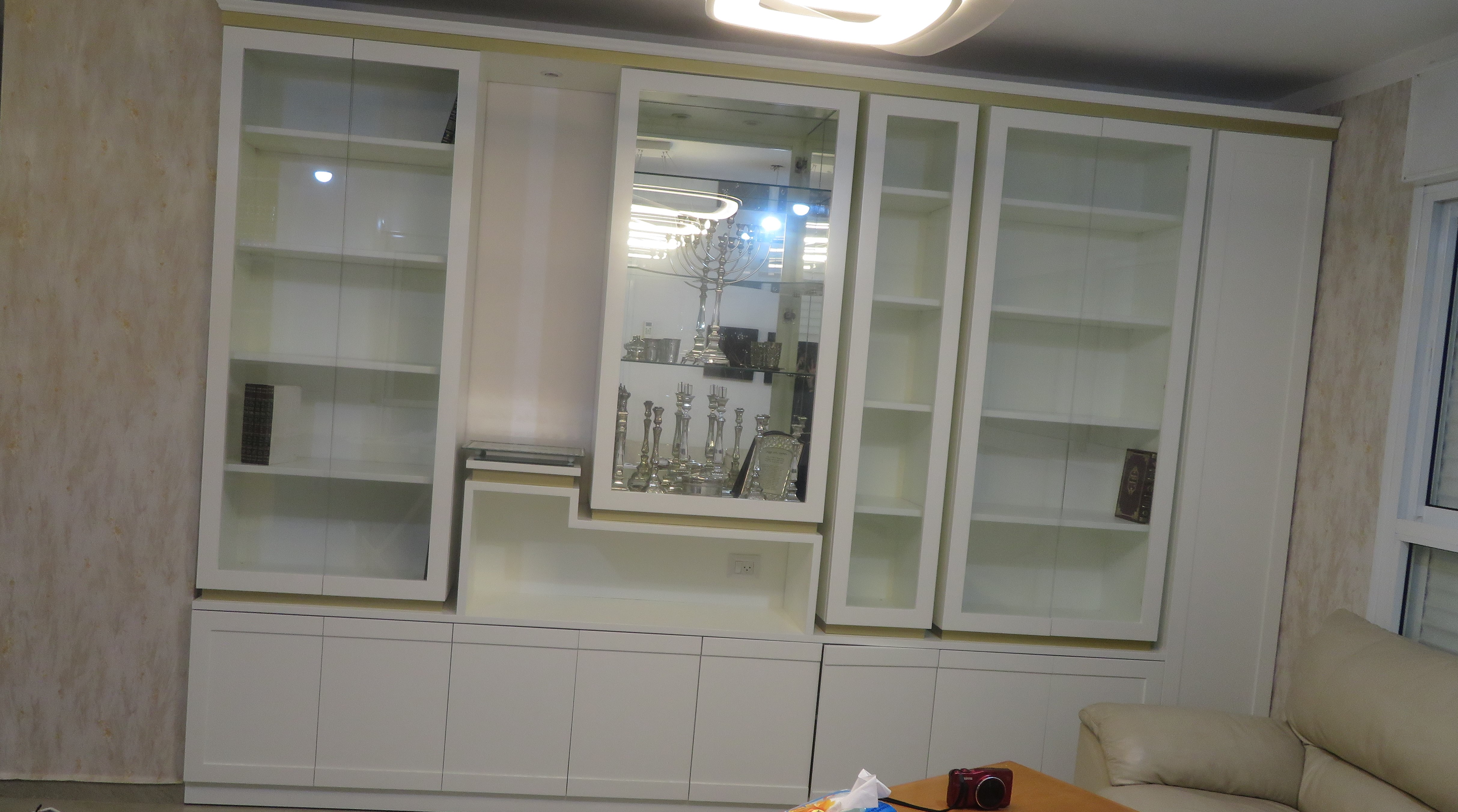 ספריה ז' שבט.jpg