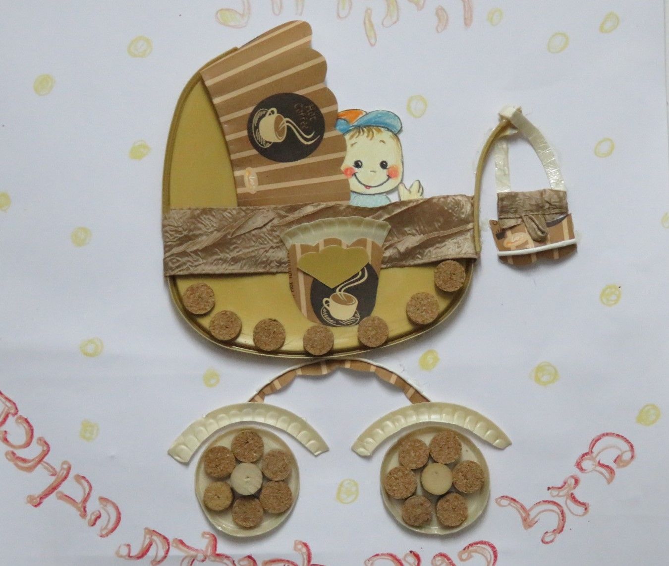 עגלה מקופסאות גלידה.jpg