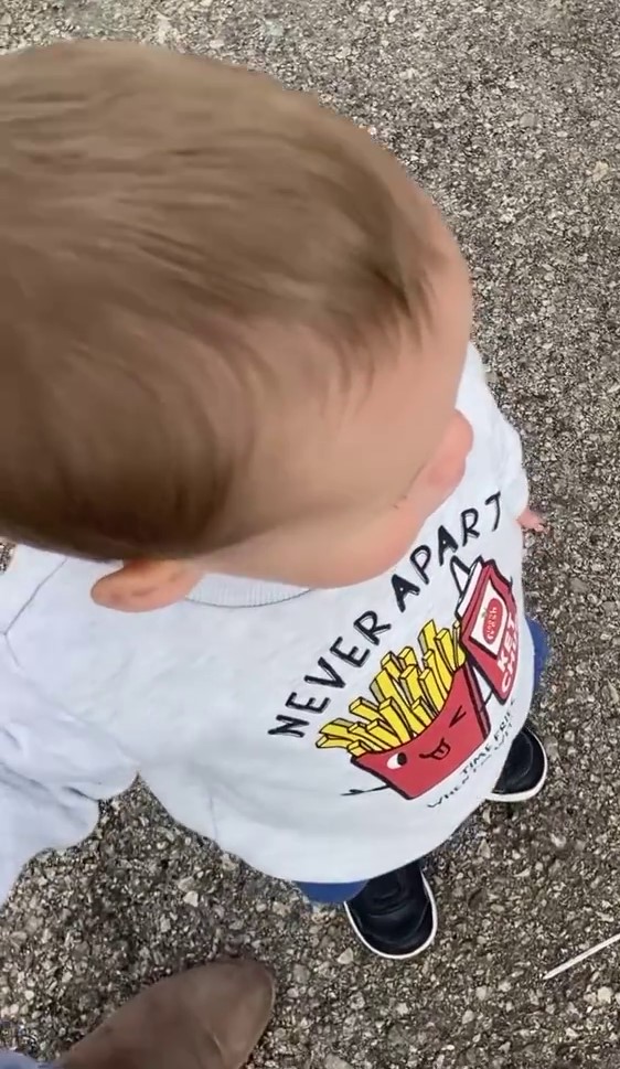 עד הפרטים הקטנים.jpg