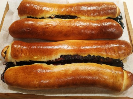 עוגה (2) (Phone).jpeg