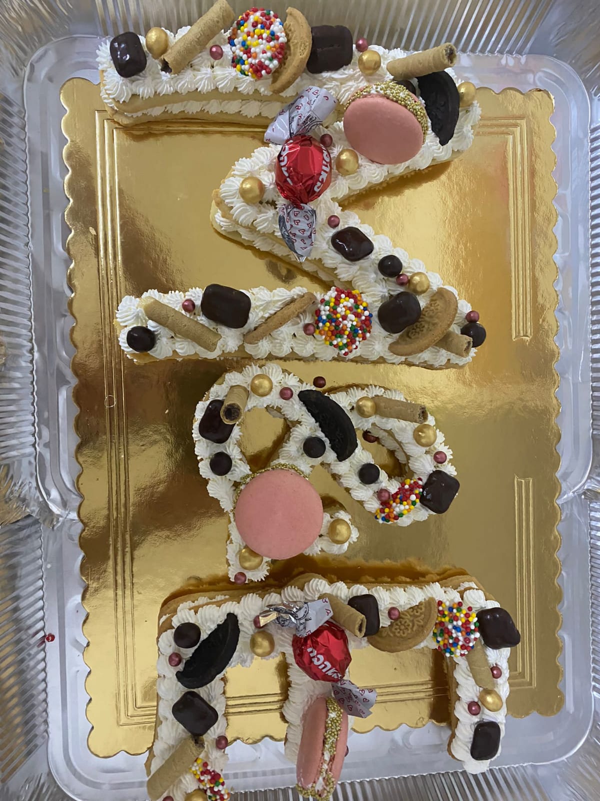 עוגת אירוסים א.jpeg