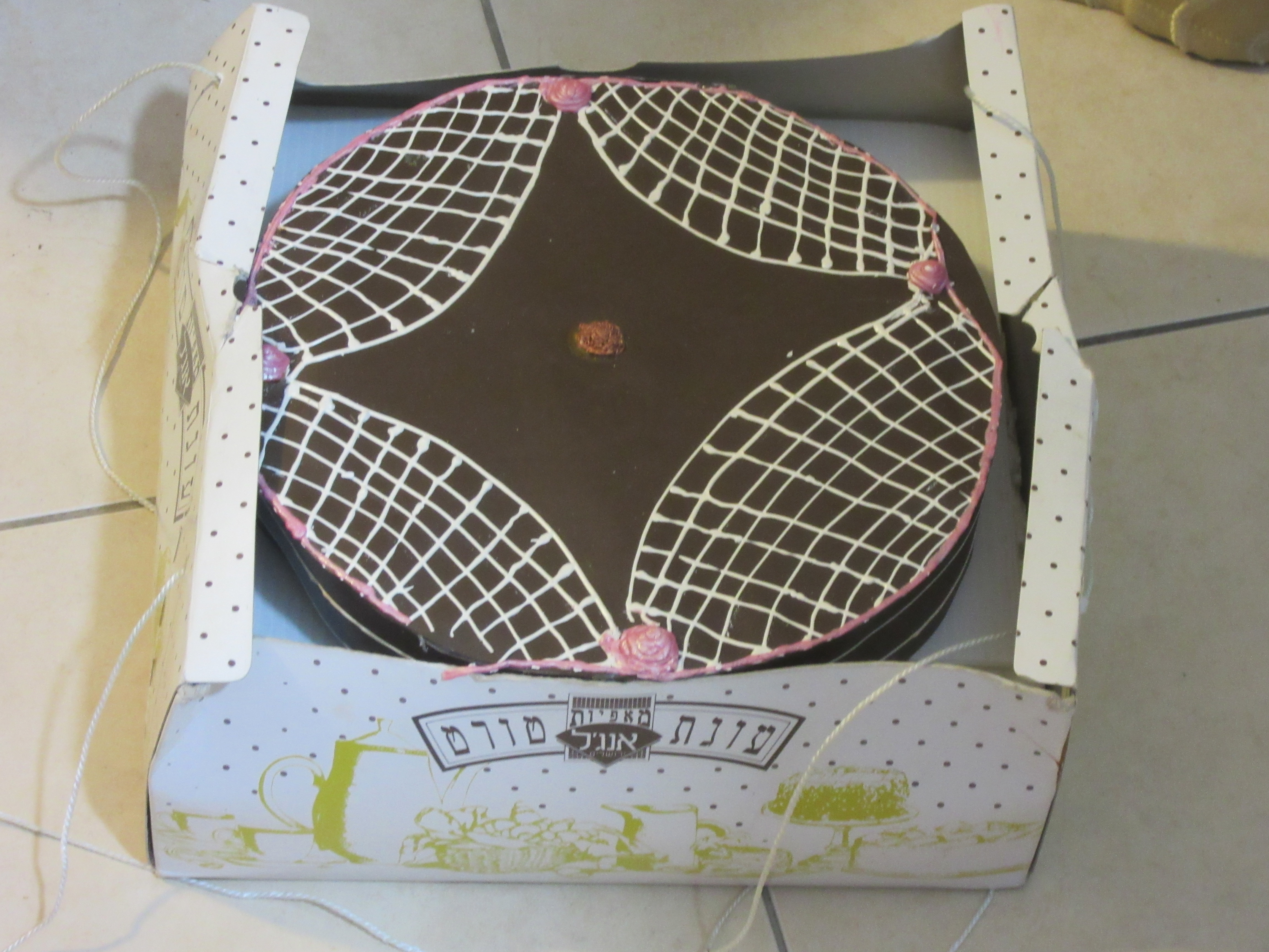 עוגת אנג'ל כמעט אמיתי.JPG