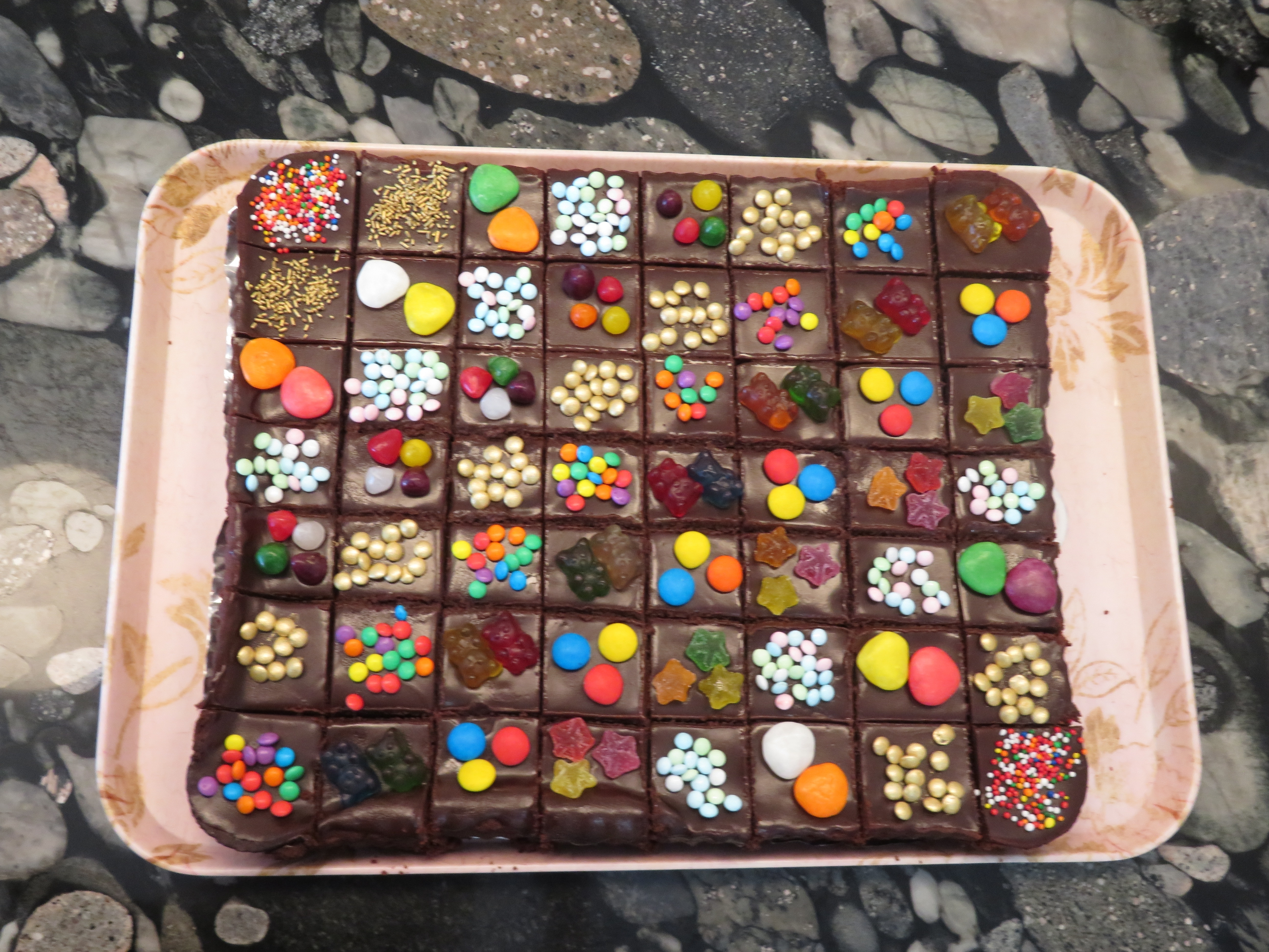 עוגת יומולדת.jpg