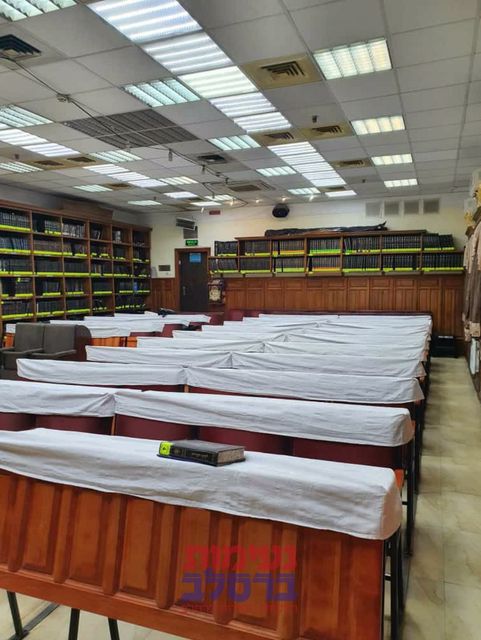 ערב חג הפסח בציון רבינו הקדוש (8).jpg