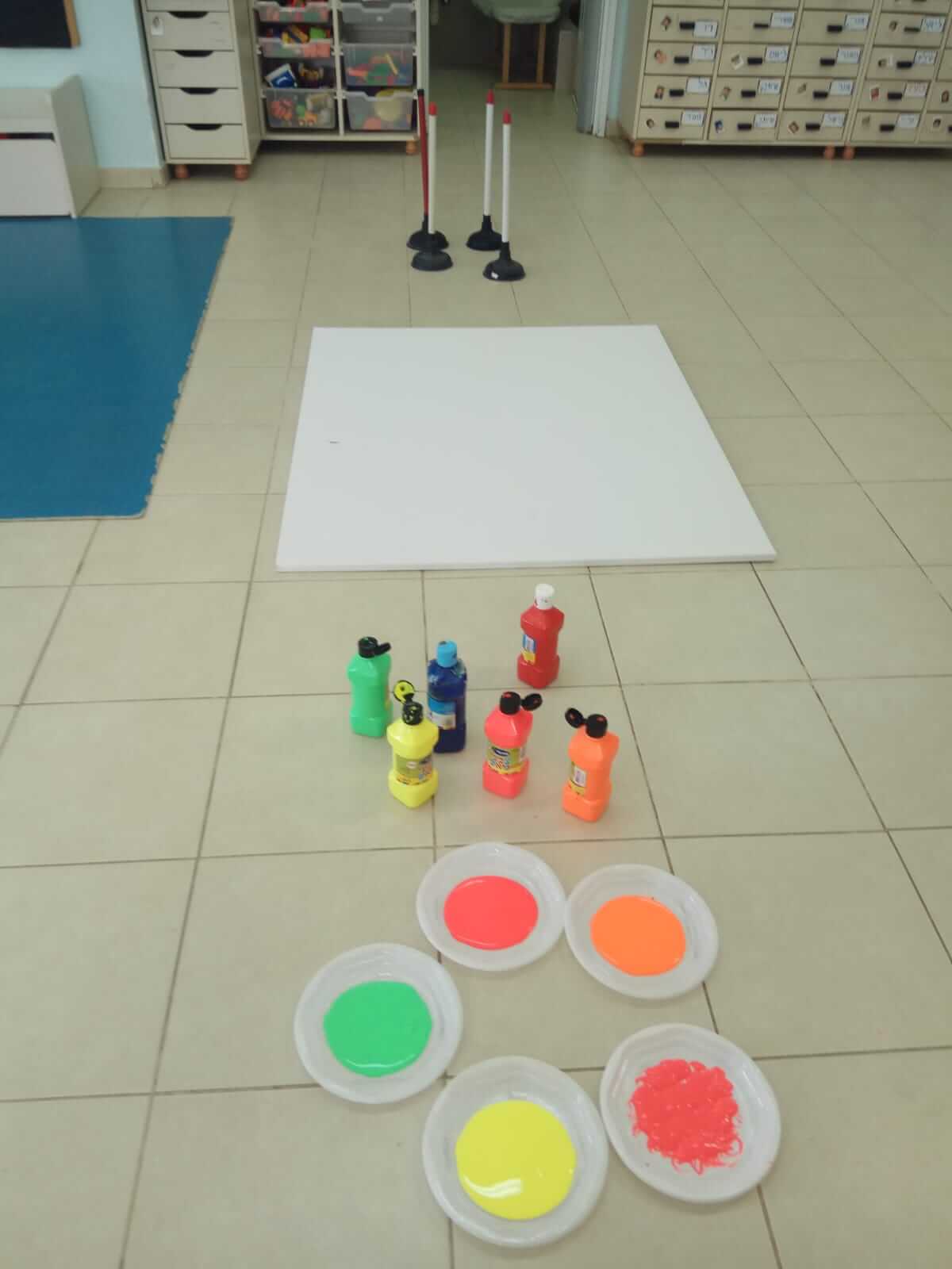 פומפה מציירת (5).jpeg