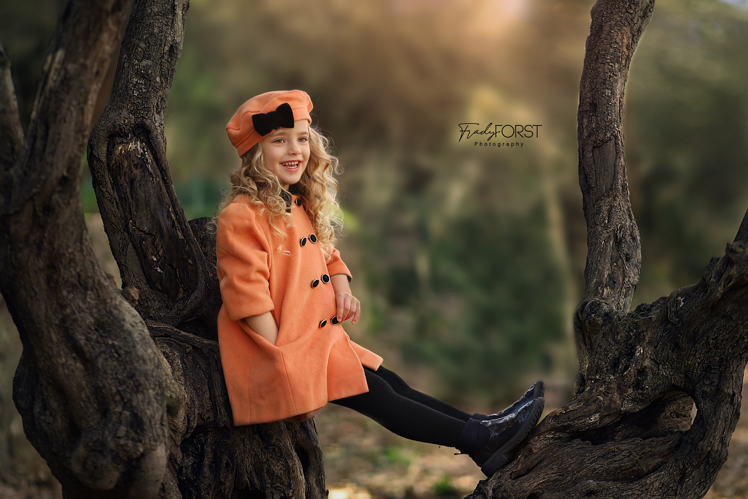 פראדי פורסט צלמת (2).jpg