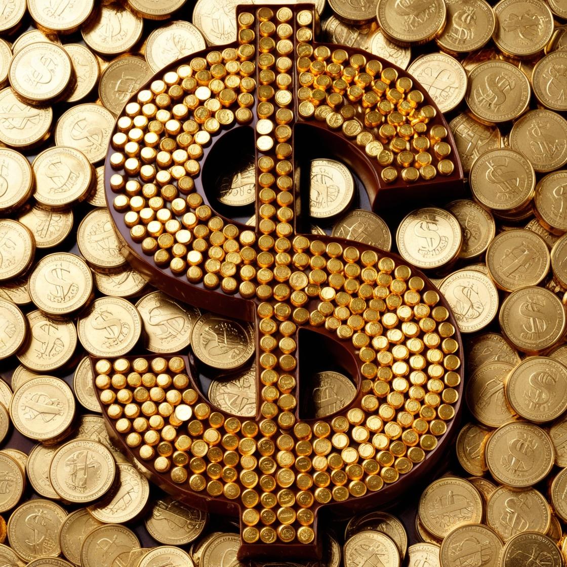 צייר לי מטבעות שוקולד רבות בצבע זהב שמרכיבות פסיפס מדהים של סמל הדולר $ יפה וגדול בלי מסגרת מס...jpg