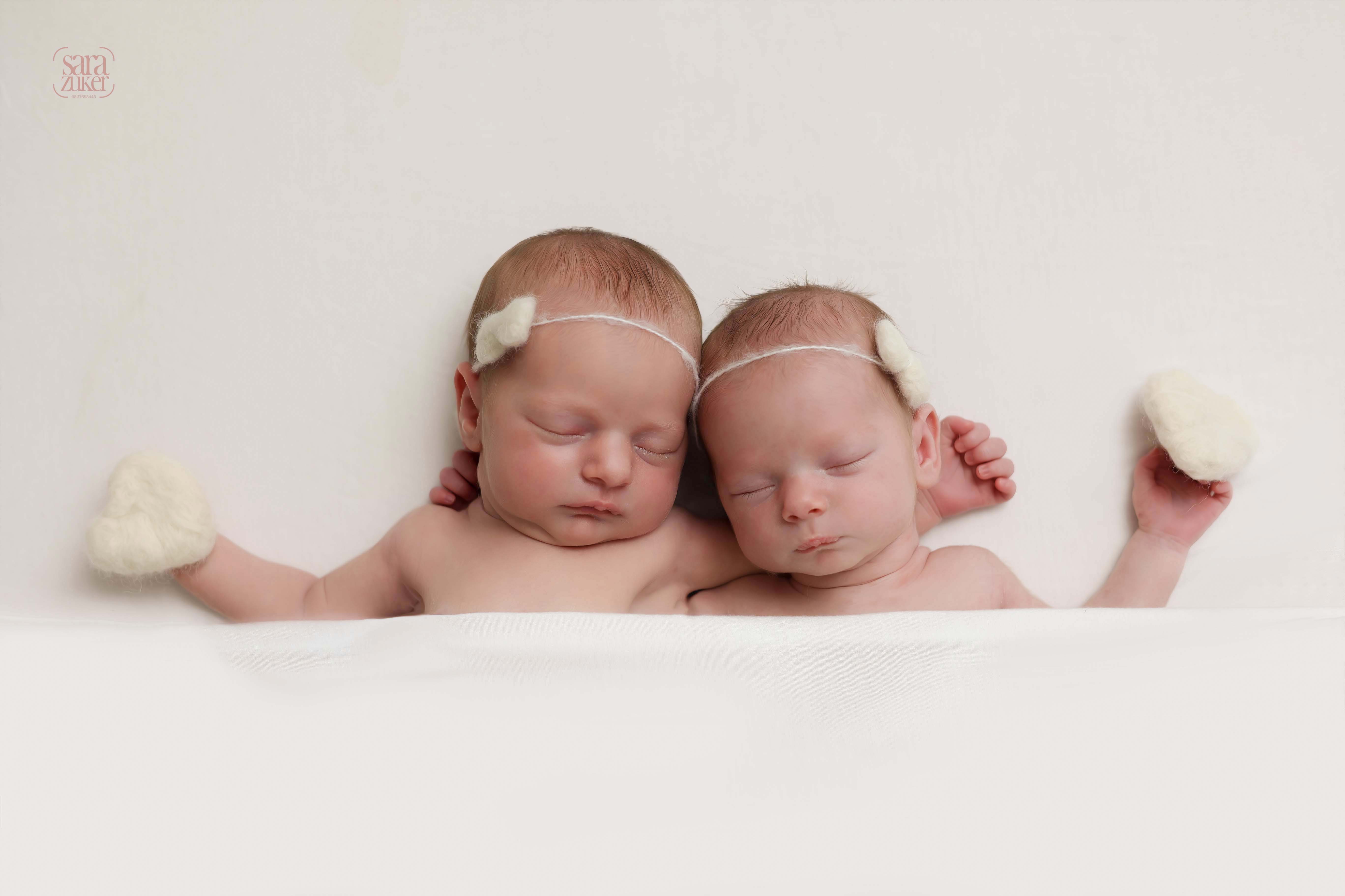 צילום שרה צוקר 0527695445 תאומות 4.jpg