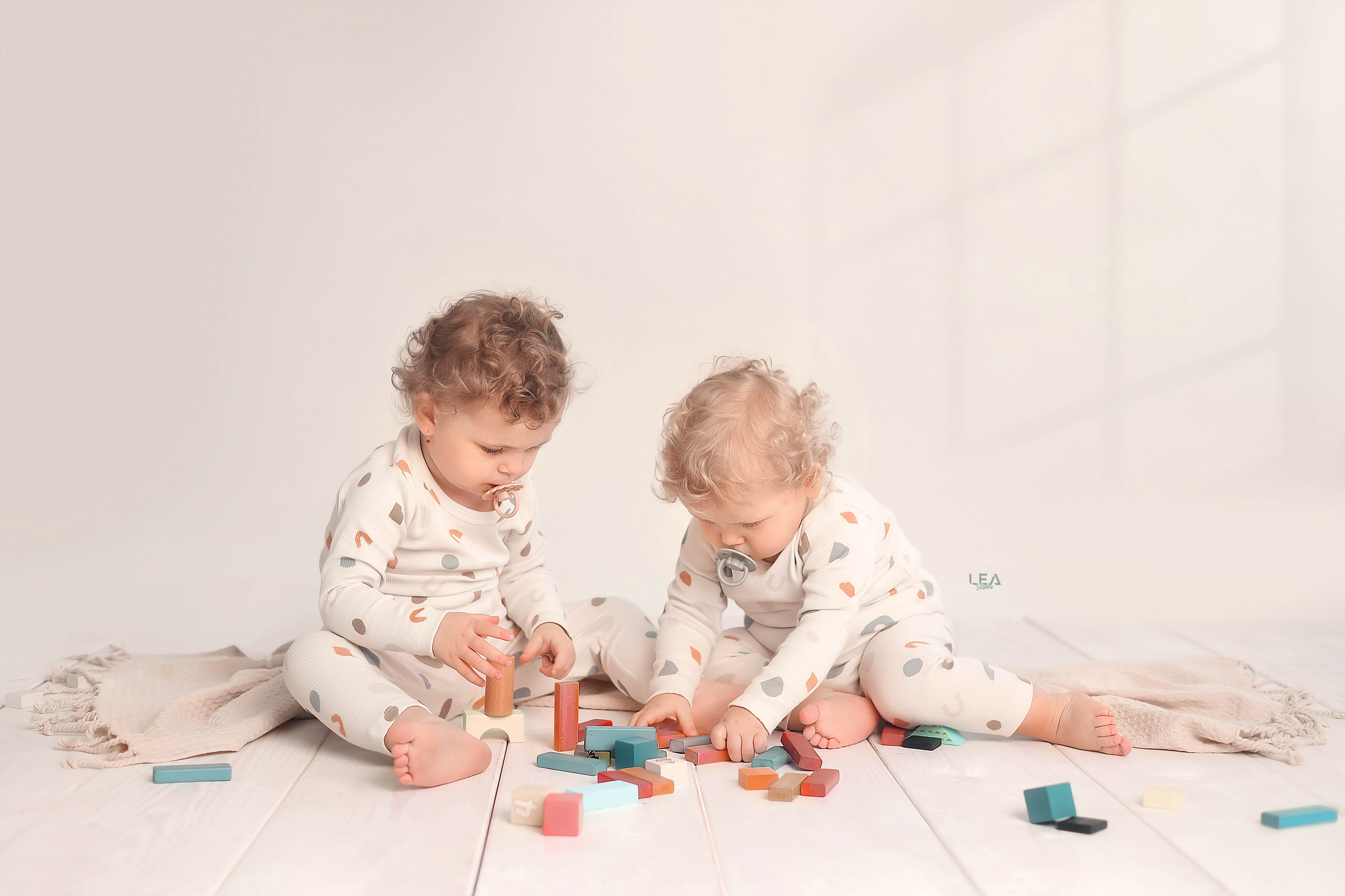 צילום שרי פריזל ולאה סירוקה (1).jpg