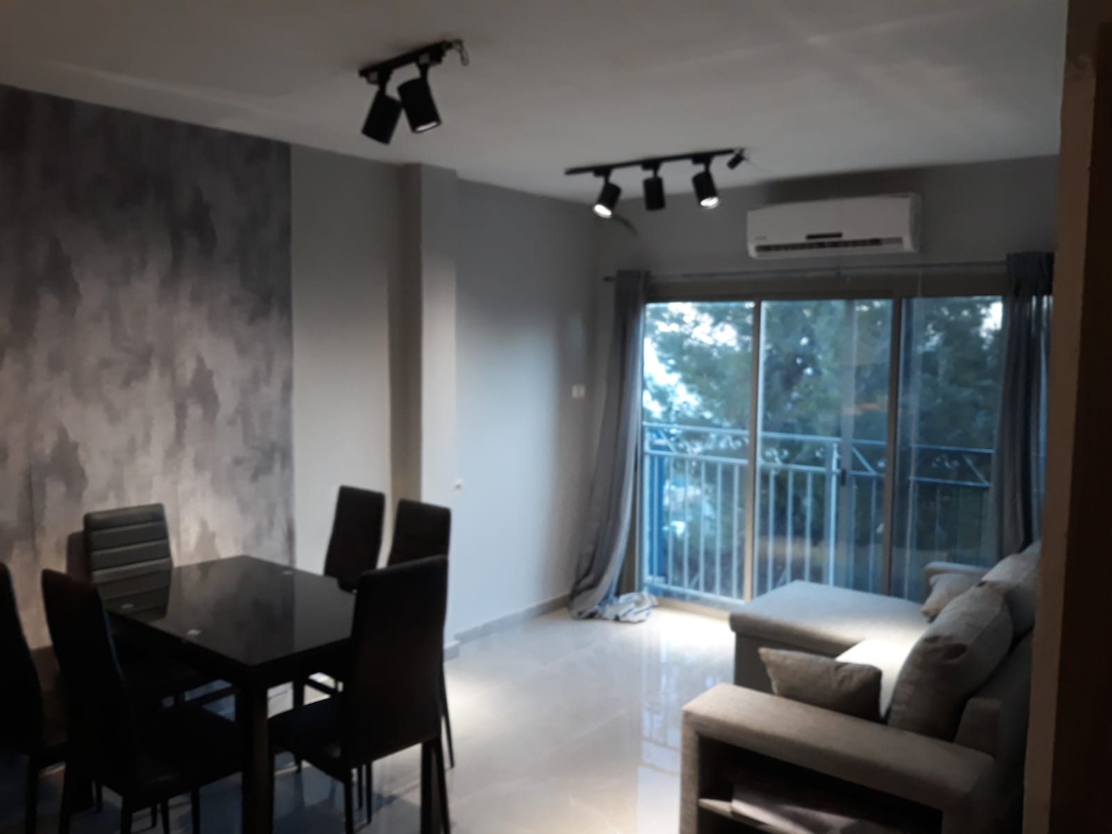 צפת סלון 2.jpeg