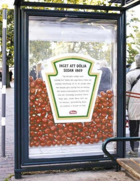 קטשופ היינץ - עגבניות בתחנת האוטובוס.jpg