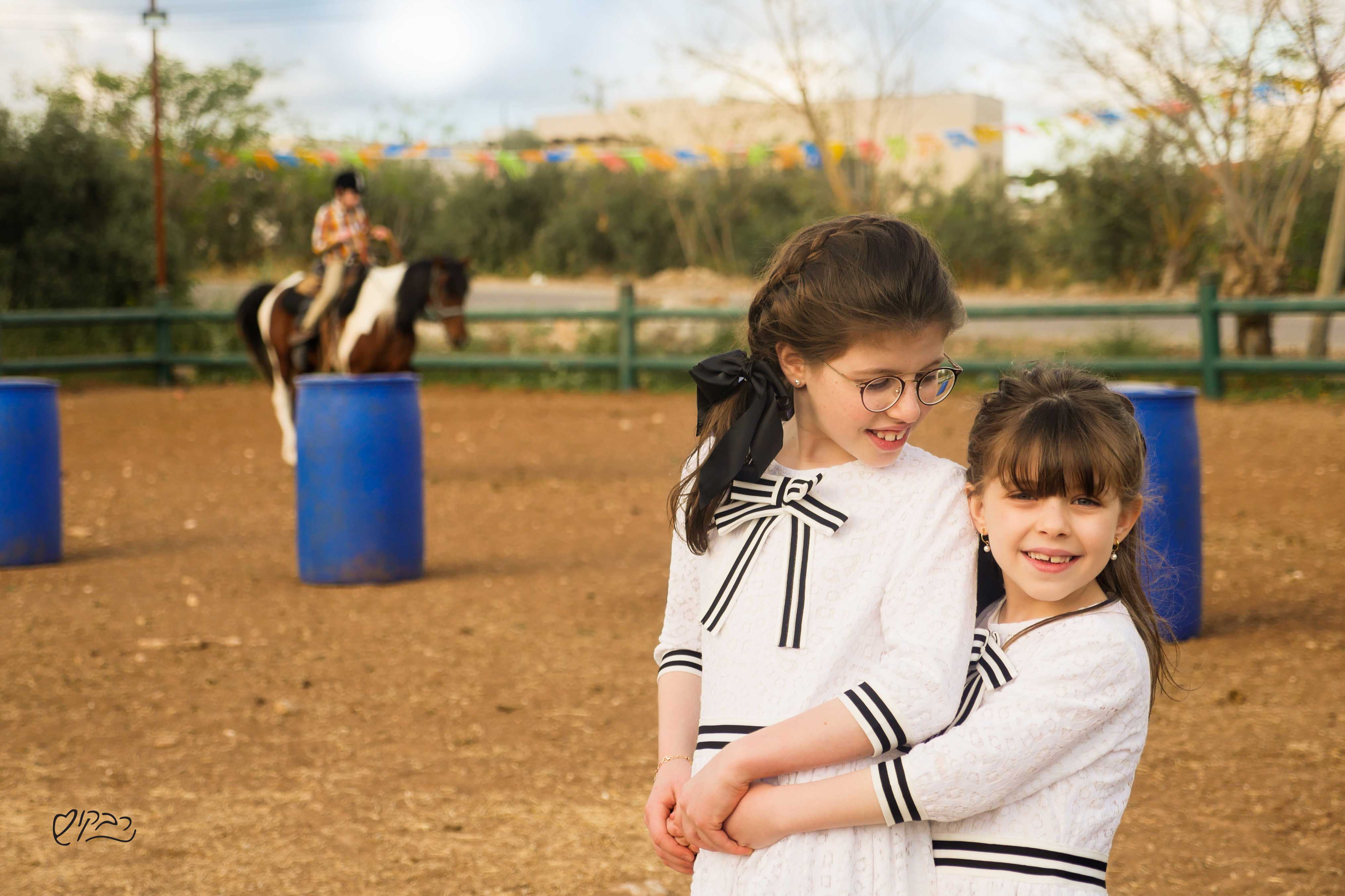 רבקי 0583282359 (1).jpg