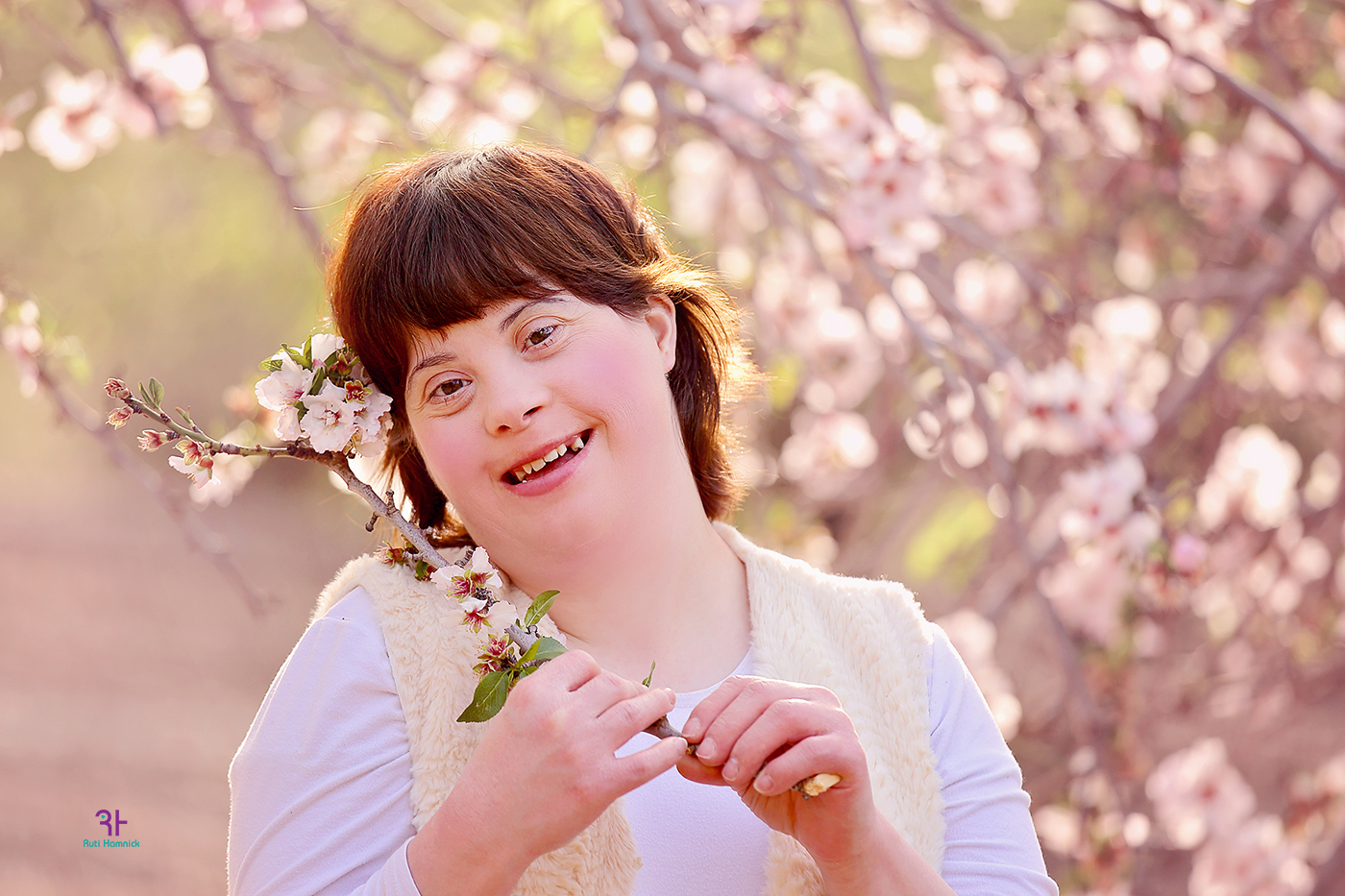 רותי המניק 2.jpg