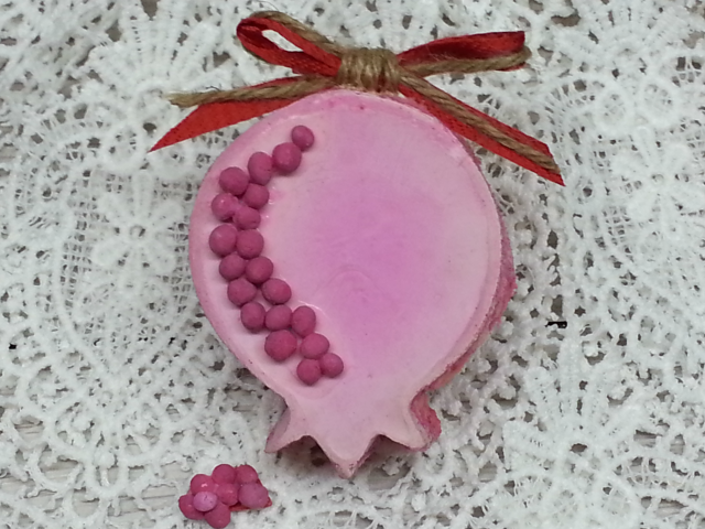 רימונים 1.png