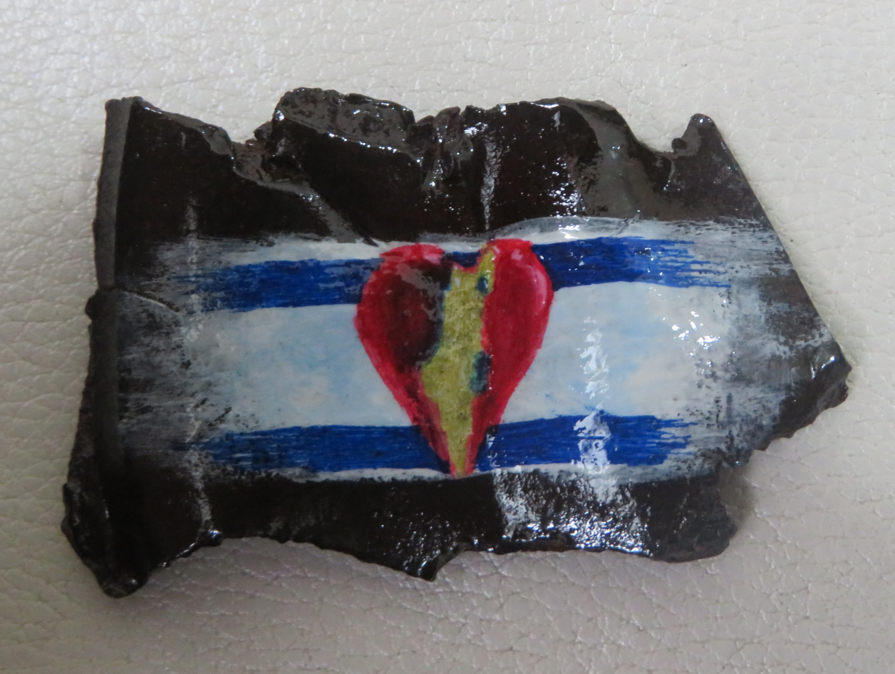 רסיס דגל לב ומפת ארץ ישראל.JPG