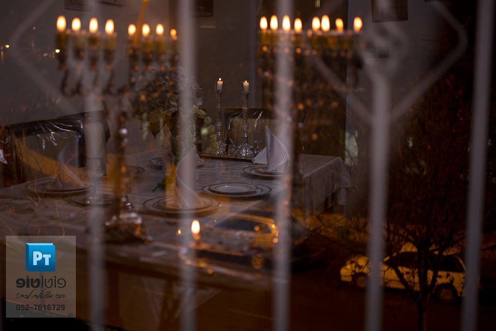 שבת חנוכה.jpg