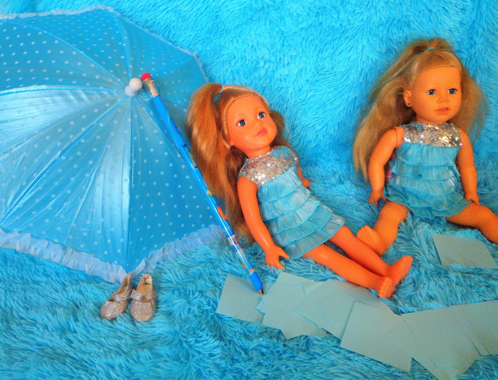 שולחן עבודה.jpg